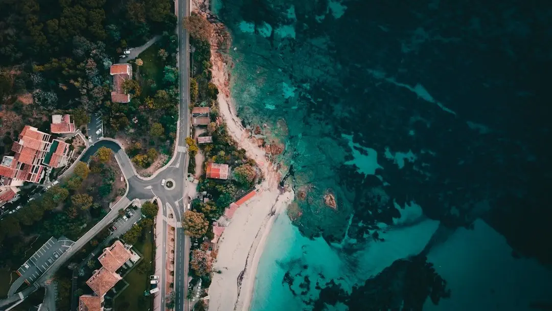 Utforska Medelhavets pärlor med färja – 10 fantastiska destinationer illustration